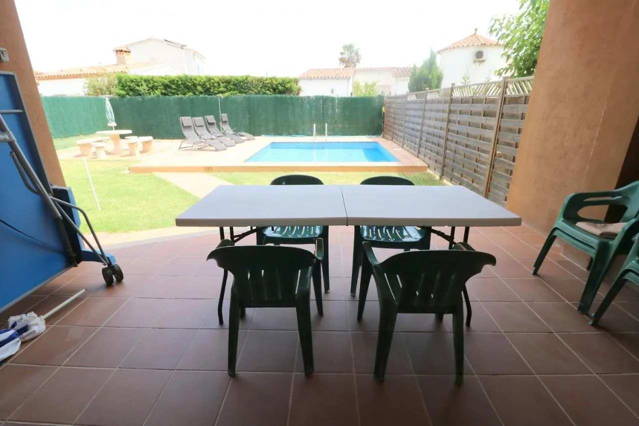 Peni 168A - Belle Maison Avec Piscine Empuriabrava 0*,