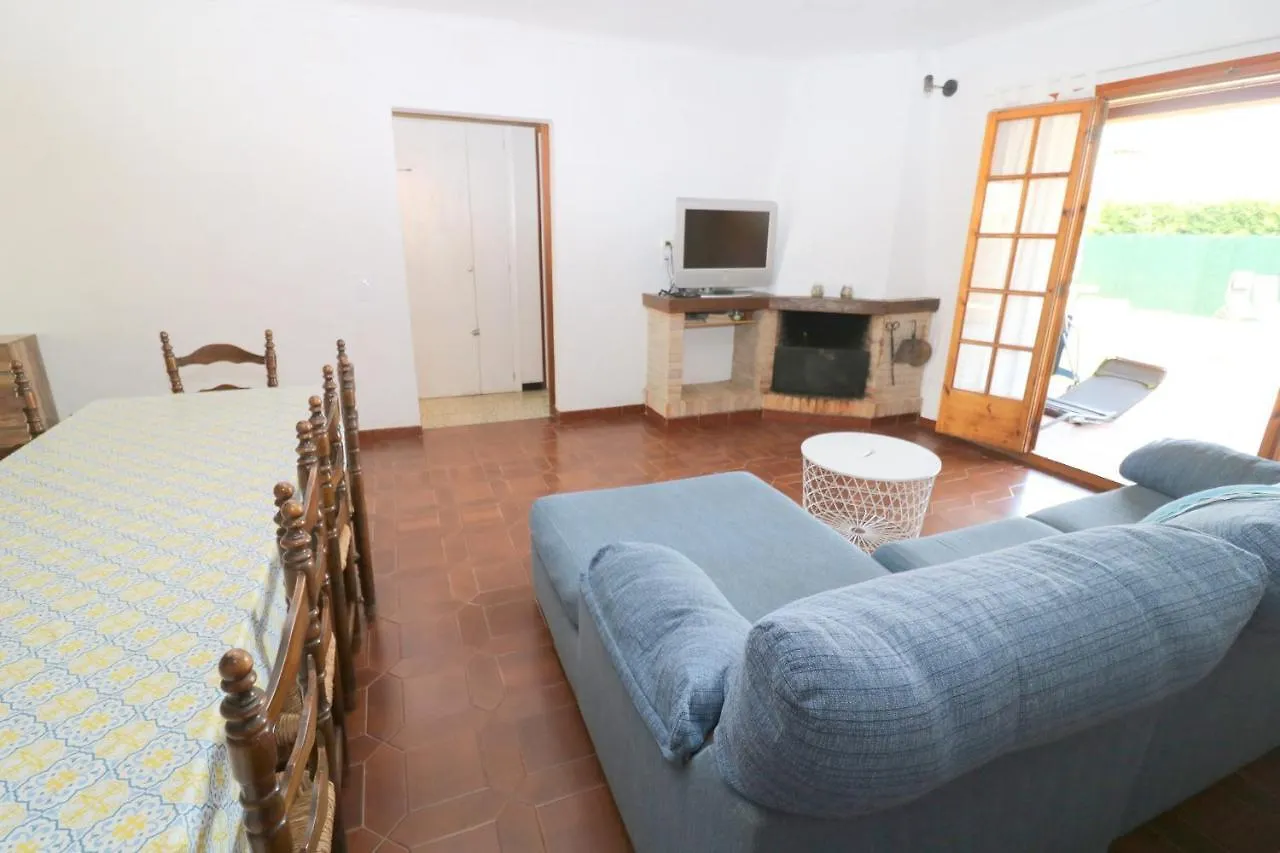 Holiday home Peni 168A - Belle Maison Avec Piscine Empuriabrava