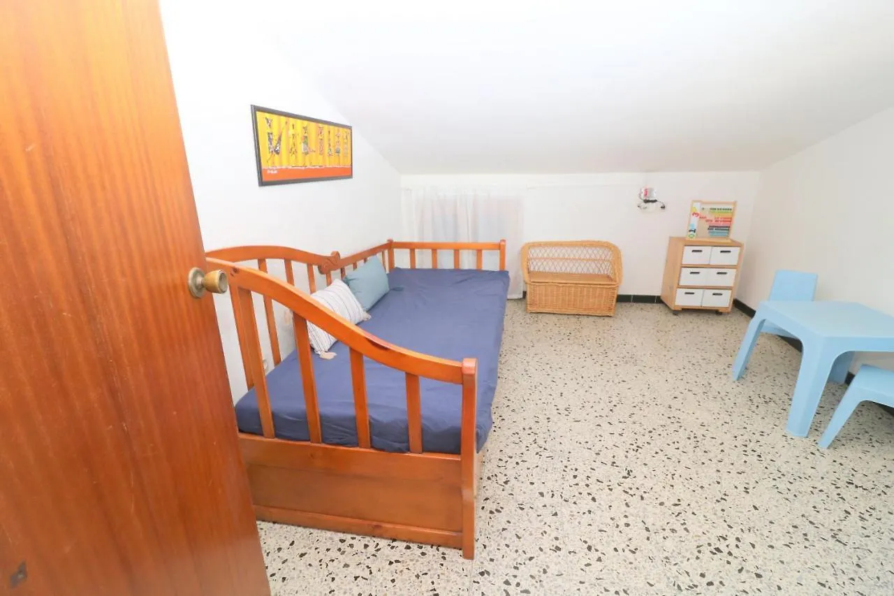 Prázdninový dům Peni 168A - Belle Maison Avec Piscine Empuriabrava Španělsko