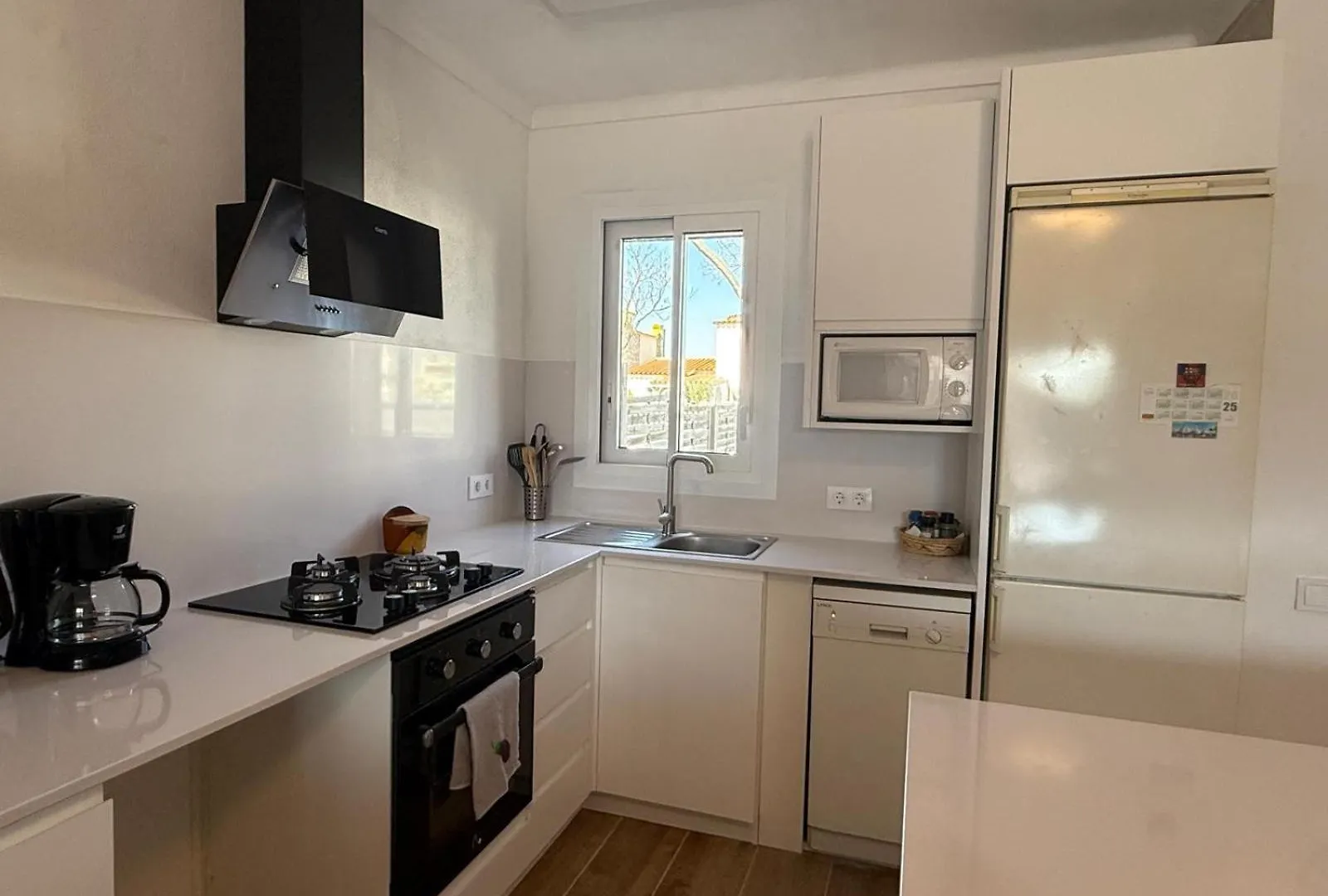 Peni 168A - Belle Maison Avec Piscine Empuriabrava