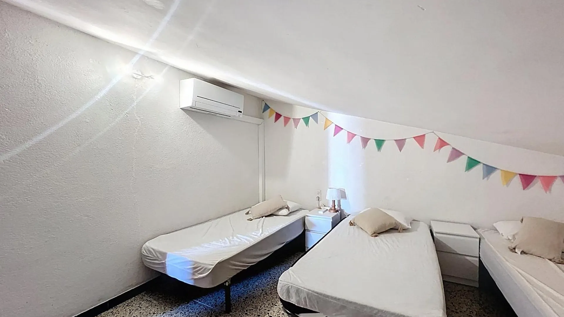 Peni 168A - Belle Maison Avec Piscine Empuriabrava Holiday home