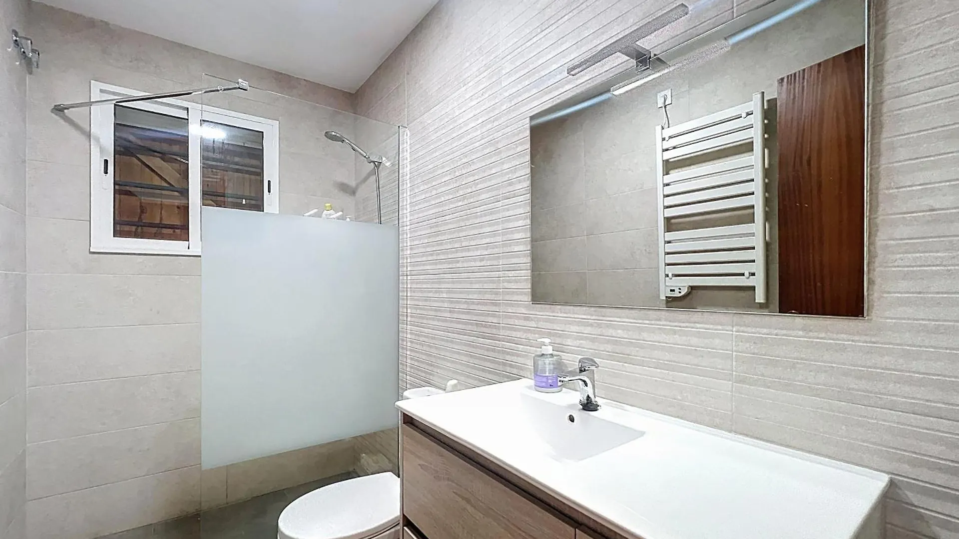 Prázdninový dům Peni 168A - Belle Maison Avec Piscine Empuriabrava