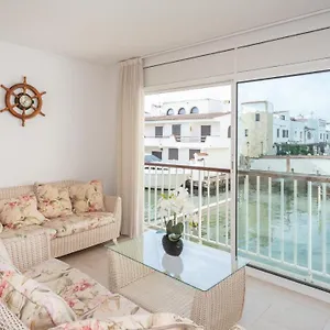 Casa Port Grec Ampuriabrava